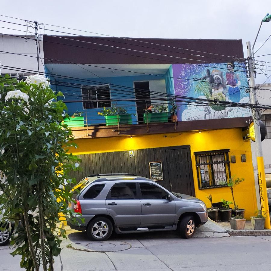 Hostal La Mercedes Street Cali Zewnętrze zdjęcie