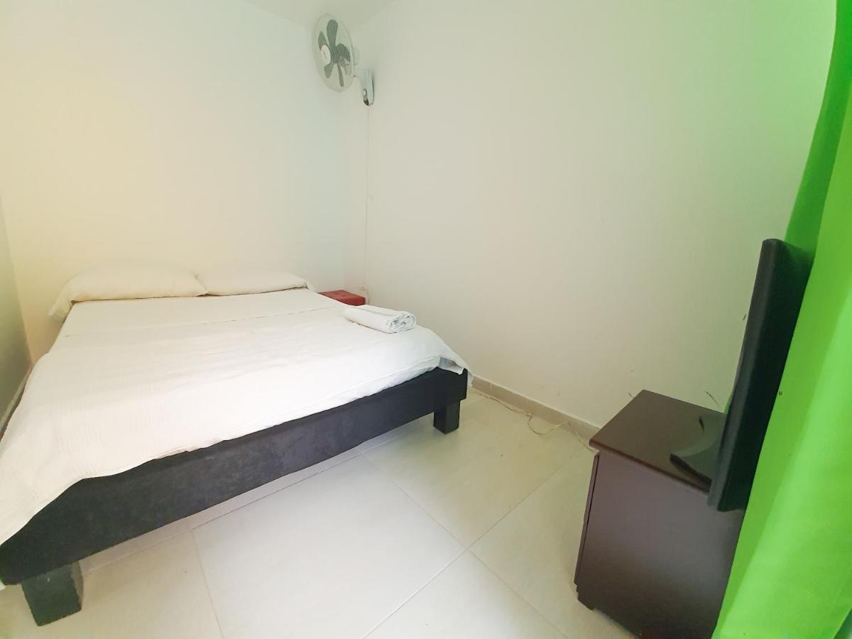 Hostal La Mercedes Street Cali Zewnętrze zdjęcie