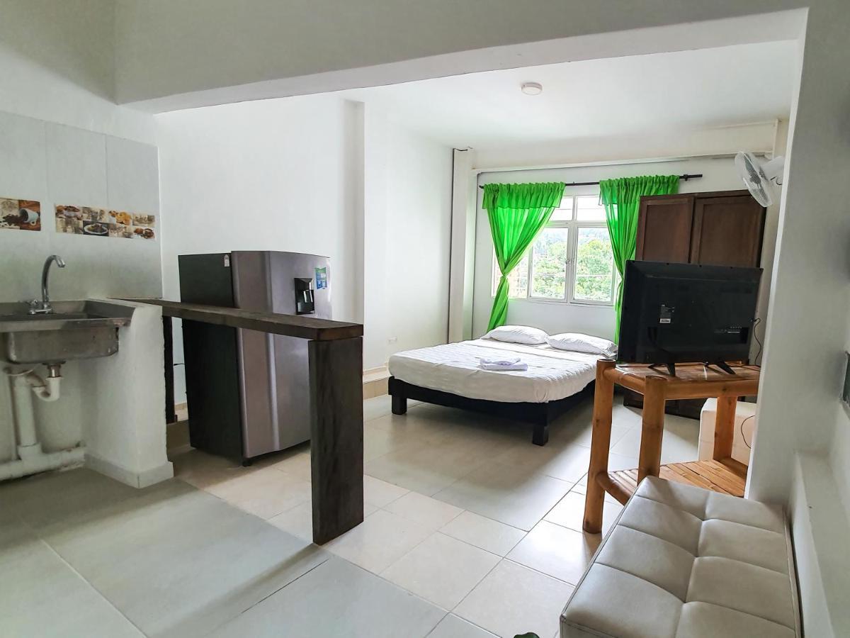 Hostal La Mercedes Street Cali Zewnętrze zdjęcie
