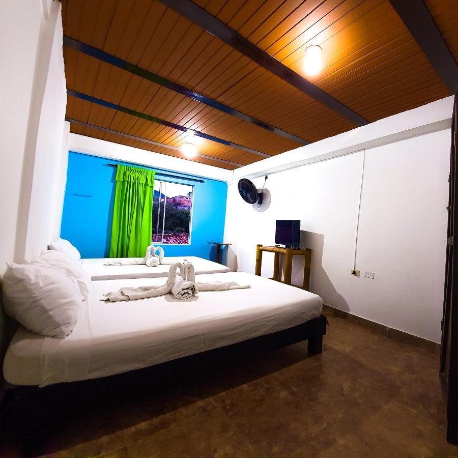 Hostal La Mercedes Street Cali Zewnętrze zdjęcie